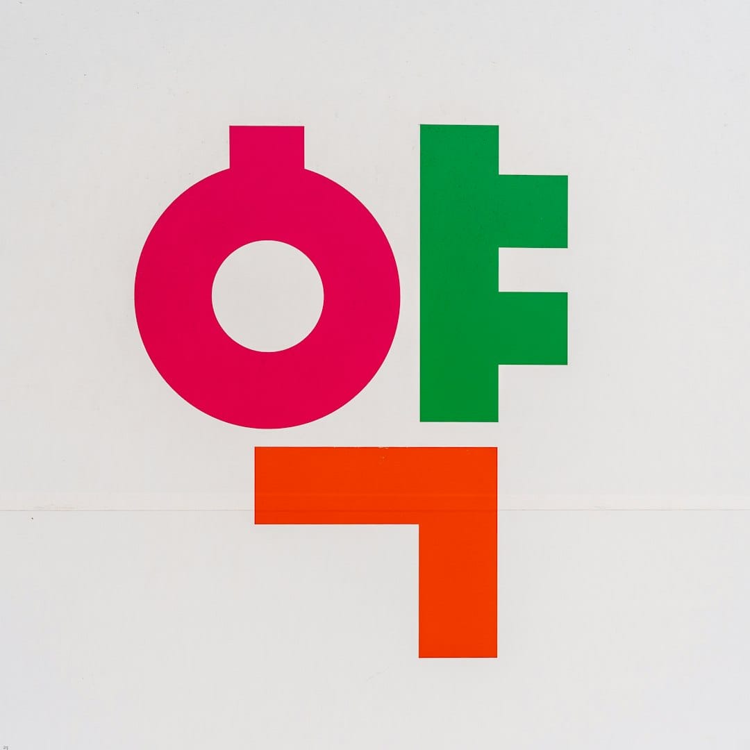 QR Code Scams: Beware of Mysterious Packages